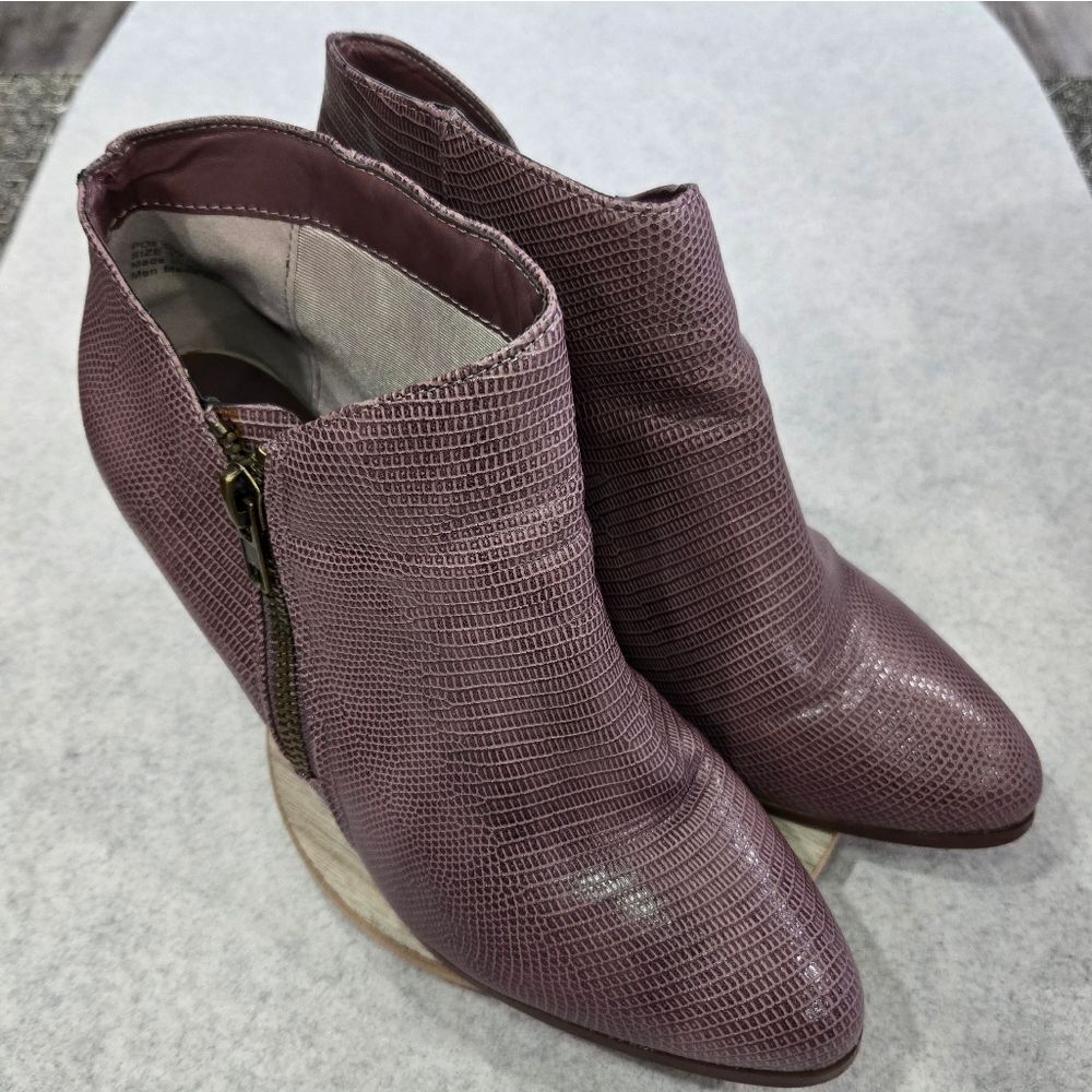 🐢 Journee Collection Glam Vegan Snake Skin Side Zip Boots.  Size 11. - Picture 3 of 13